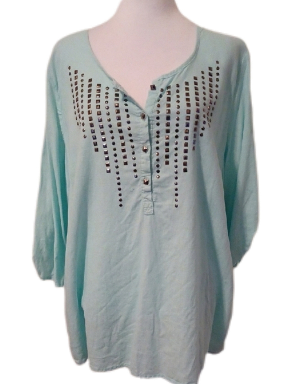 × Coral Bay Mint Stud-Trim V-Neck Tunic Top
